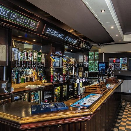 Отель The Miners Arms Лидс Экстерьер фото