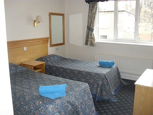 Отель The Miners Arms Лидс Экстерьер фото